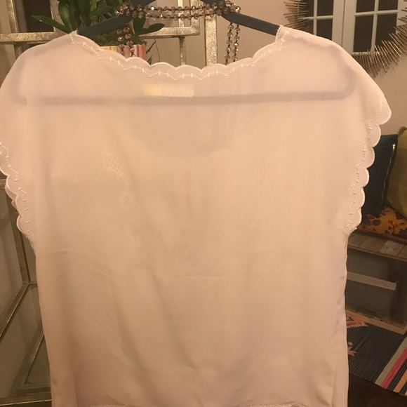 Top - Picture 2 of 3